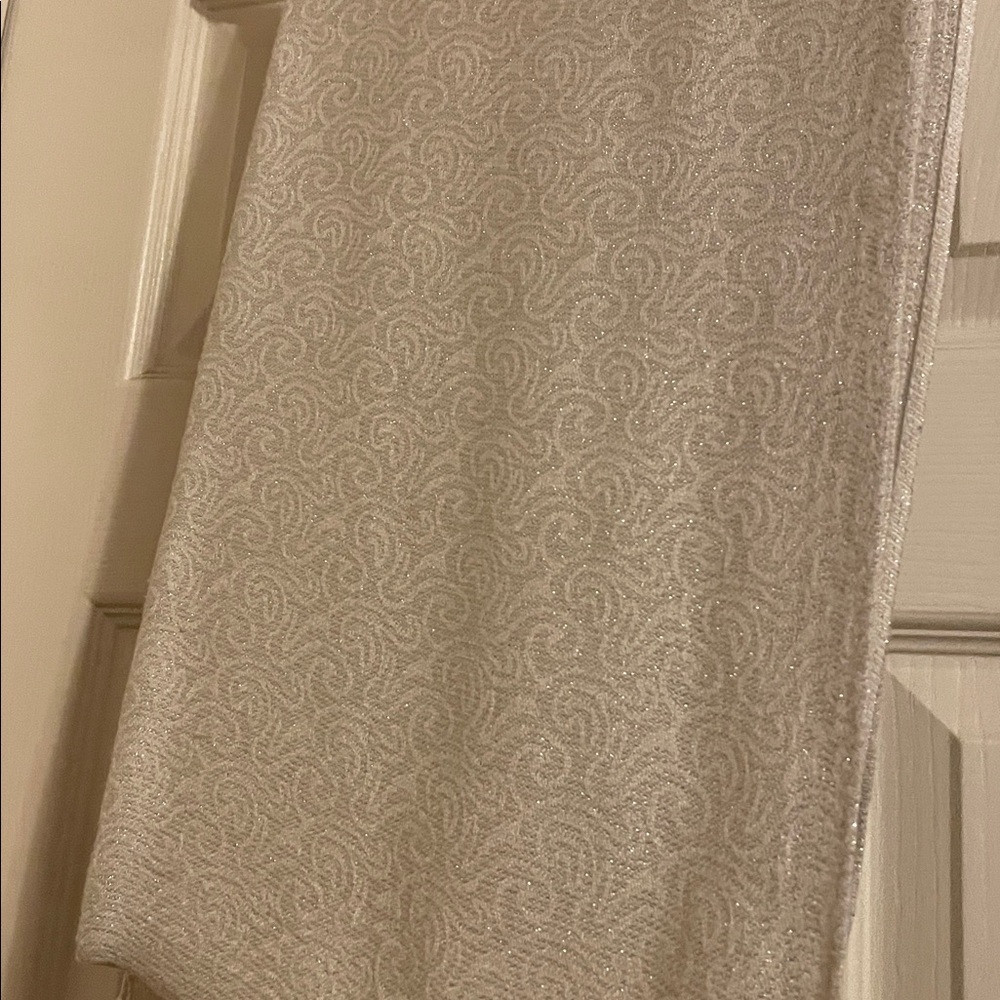 Clear out sale! White and silver metallic scarf